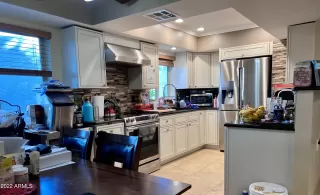 Photo #4: 6491528 Listing