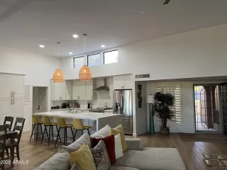 Photo #4: 6491574 Listing