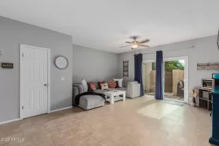 Photo #3: 6491625 Listing