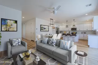 Photo #2: 6491764 Listing 