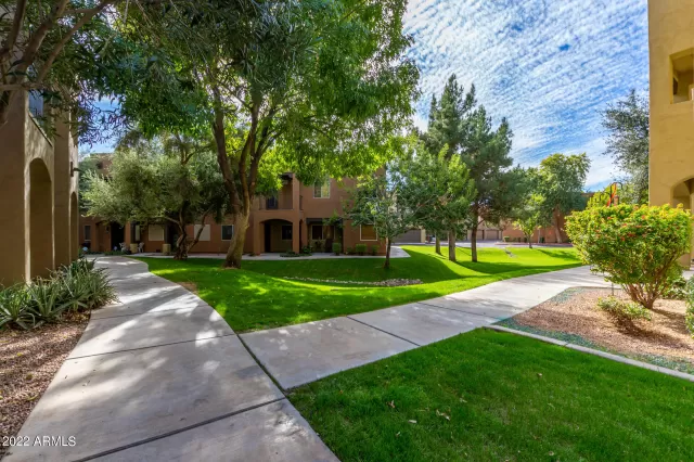 MLS: 6492277 Condo For Sale