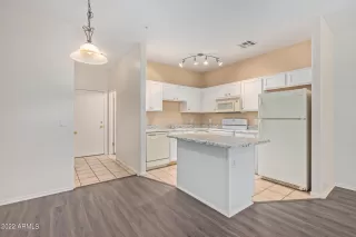 Photo #5: 6492277 Listing 