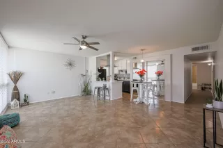 Photo #2: 6492299 Listing 