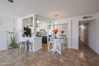 Photo #3: 6492299 Listing 