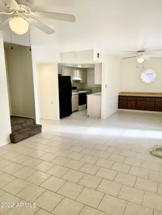 Photo #3: 6492356 Listing