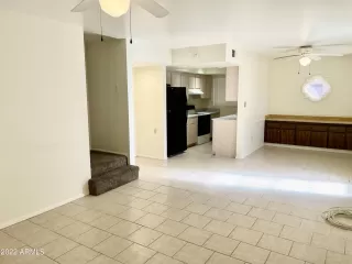 Photo #4: 6492356 Listing