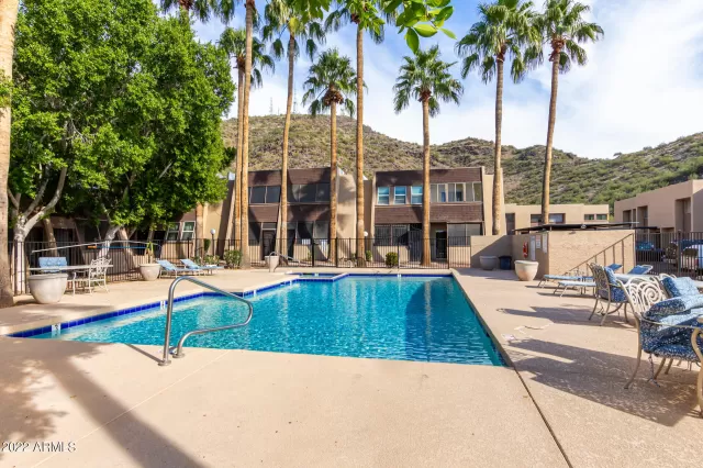 MLS: 6492427 Condo For Sale