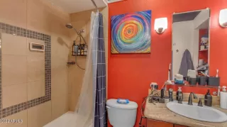 Photo #6: 6492687 Listing