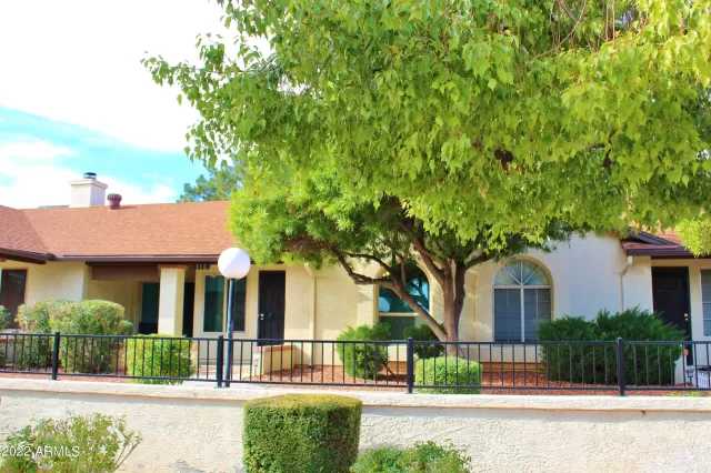 MLS: 6492811 Condo For Sale