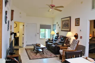 Photo #2: 6492811 Listing 