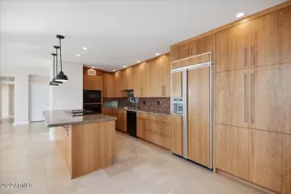 Photo #1: 6492871 Listing