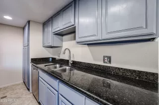 Photo #6: 6492979 Listing