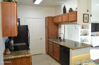 Photo #2: 6493118 Listing 