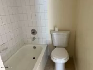 Photo #5: 6493171 Listing