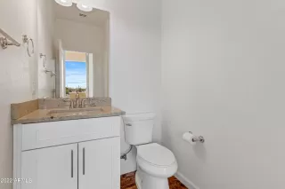 Photo #6: 6493260 Listing