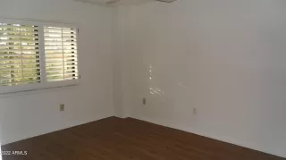 Photo #5: 6493274 Listing