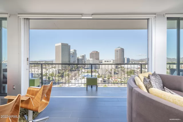 MLS: 6493291 Condo For Sale