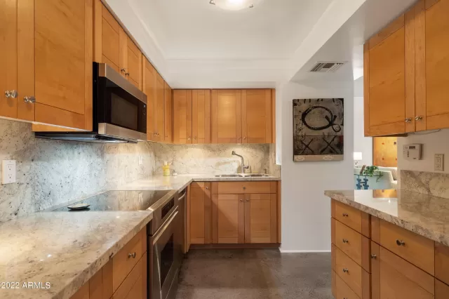MLS: 6493609 Condo For Sale