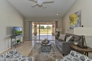 Photo #6: 6493627 Listing 