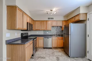 Photo #3: 6493831 Listing