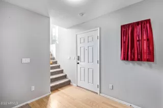 Photo #6: 6493956 Listing 