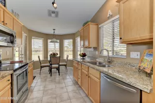 Photo #6: 6494025 Listing 