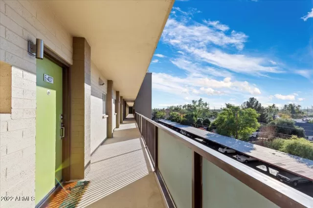 MLS: 6494082 Condo For Sale