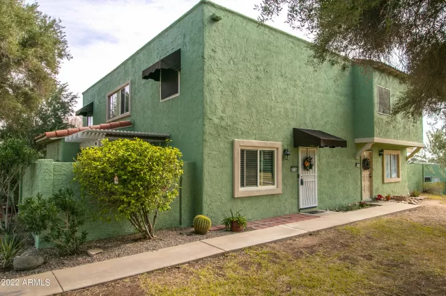 MLS: 6494138 Condo For Sale