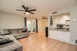 Photo #3: 6494138 Listing 