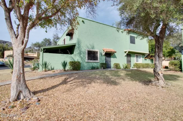 MLS: 6494264 Condo For Sale