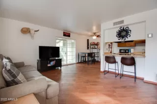 Photo #2: 6494264 Listing 