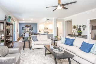 Photo #5: 6494324 Listing