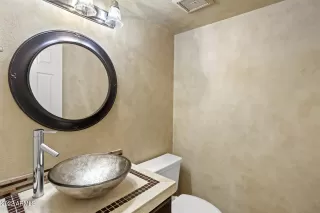 Photo #6: 6494372 Listing 