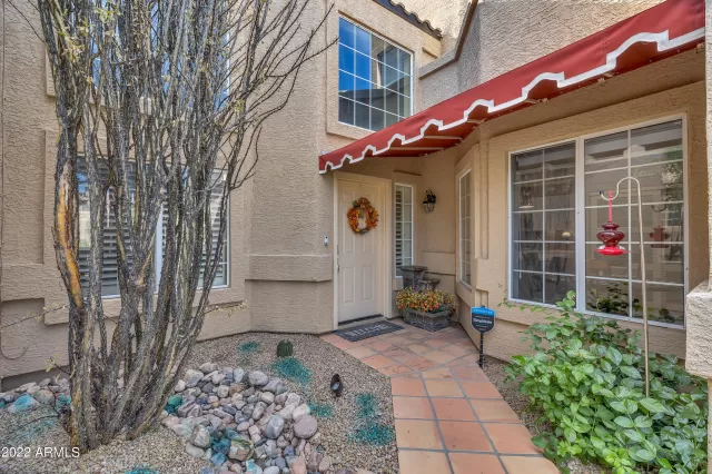 MLS: 6494614 Condo For Sale