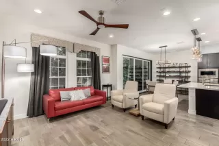 Photo #4: 6494804 Listing