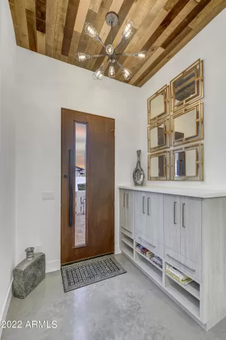 Photo #4: 6494829 Listing