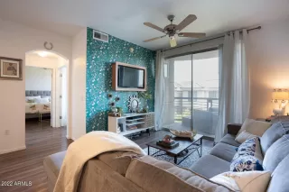 Photo #2: 6494854 Listing