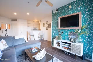 Photo #3: 6494854 Listing