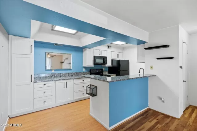 MLS: 6494868 Condo For Sale