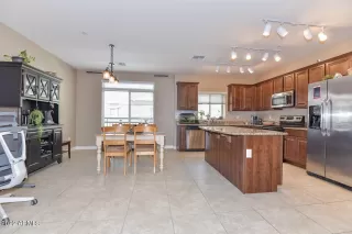 Photo #2: 6494876 Listing