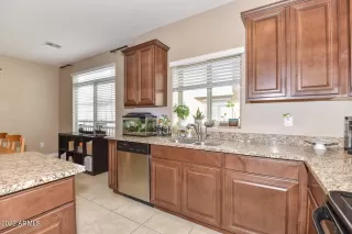 Photo #3: 6494876 Listing