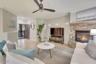 Photo #3: 6494893 Listing
