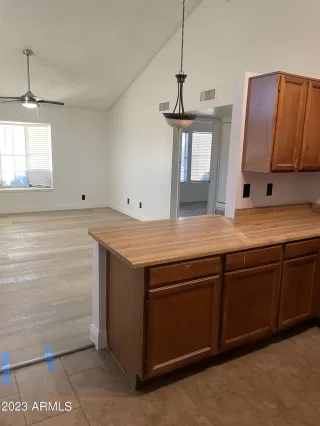 Photo #6: 6494949 Listing