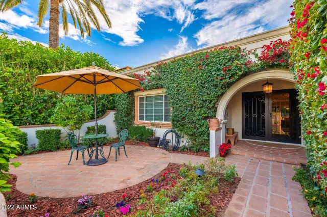 MLS: 6495065 Condo For Sale