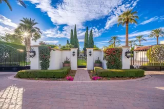 Photo #4: 6495065 Listing