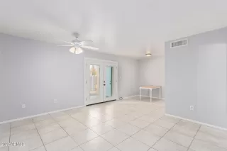 Photo #5: 6495074 Listing