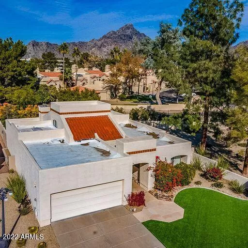 MLS: 6495077 Condo For Sale