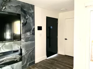 Photo #3: 6495087 Listing 