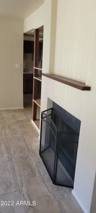 Photo #3: 6495105 Listing