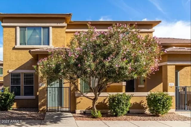 MLS: 6495128 Condo For Sale